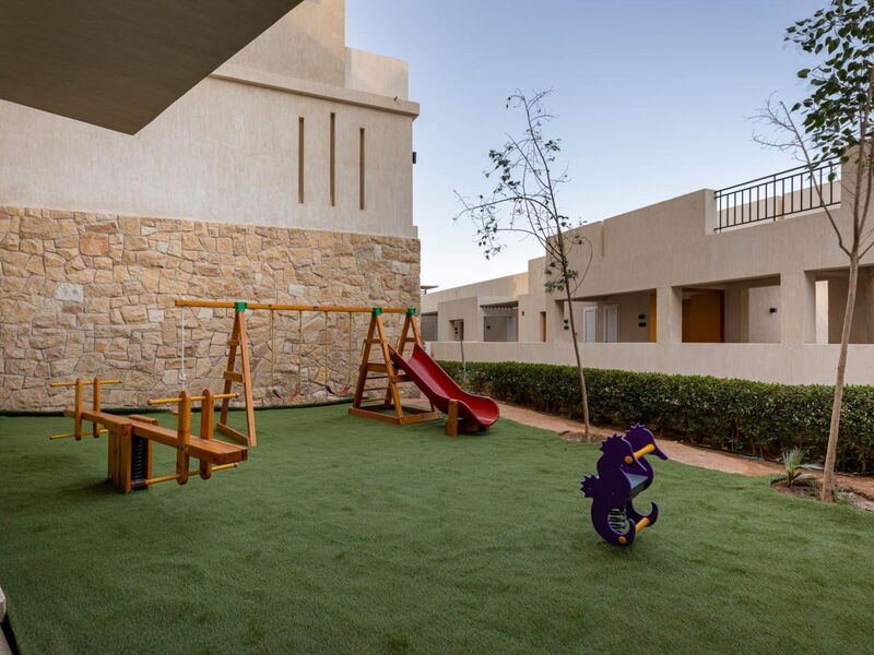 Creek Hotel & Residences 326579