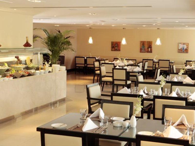 Cristal Hotel Abu Dhabi 46012