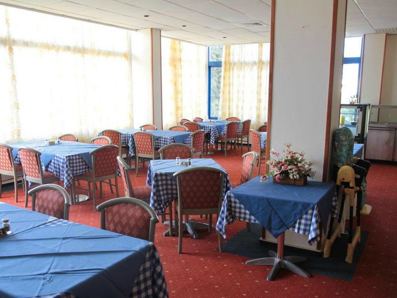 Crown Resorts Elamaris 76243