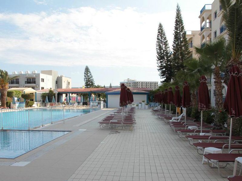 Crown Resorts Elamaris 76246