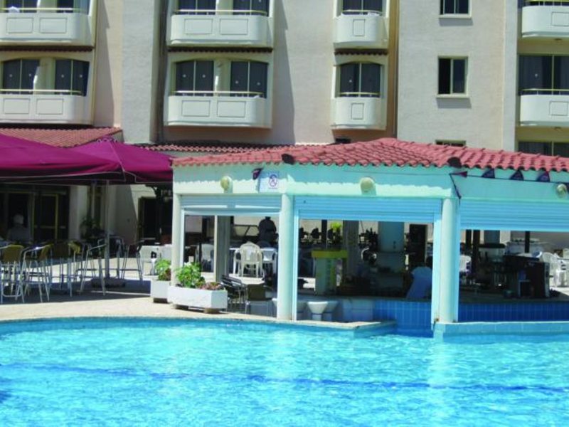 Crown Resorts Henipa  76138