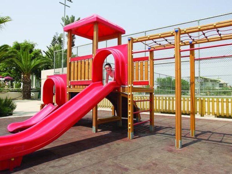 Crown Resorts Henipa  76144