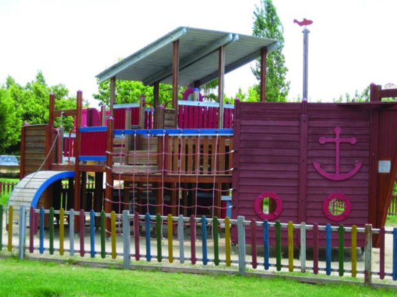 Crown Resorts Horizon 76796