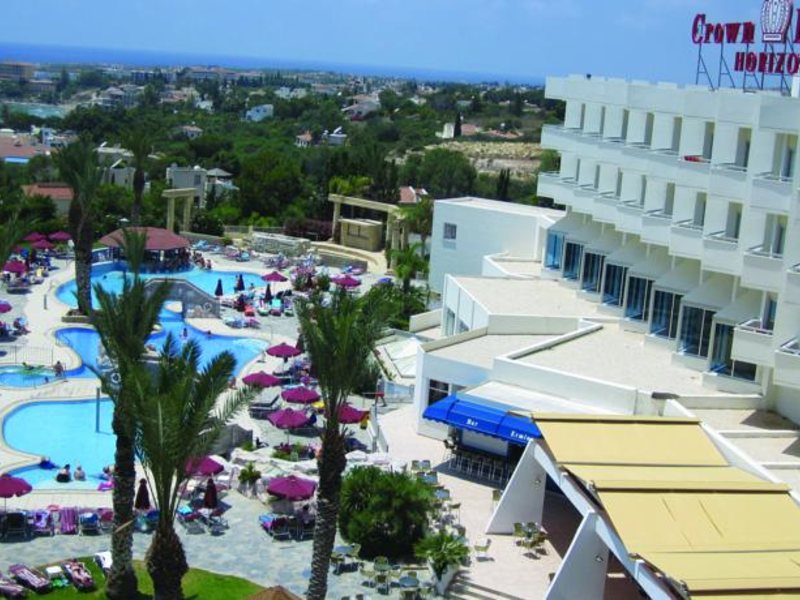 Crown Resorts Horizon 76804