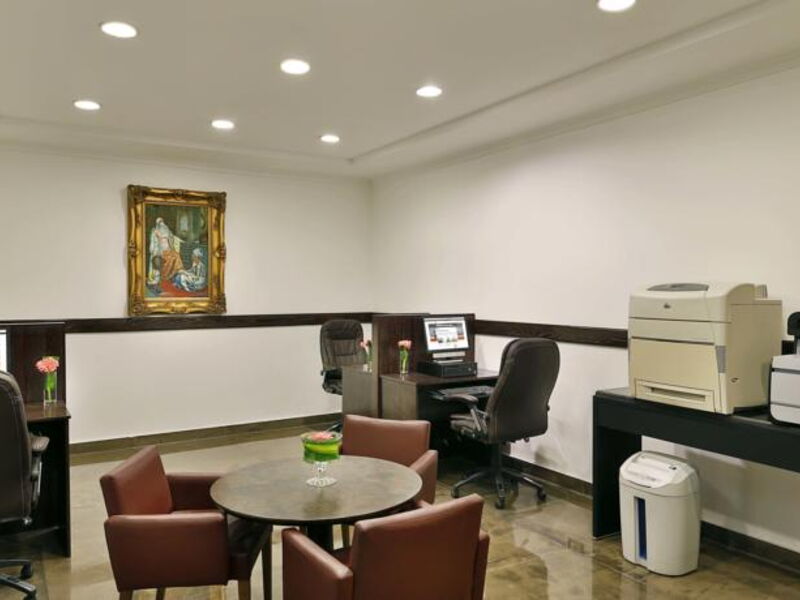 Crowne Plaza Amman 120304