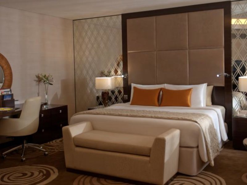 Crowne Plaza Dubai Deira (ex 49009