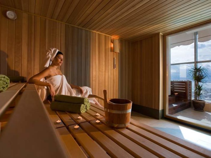 Crowne Plaza Hotel 60930