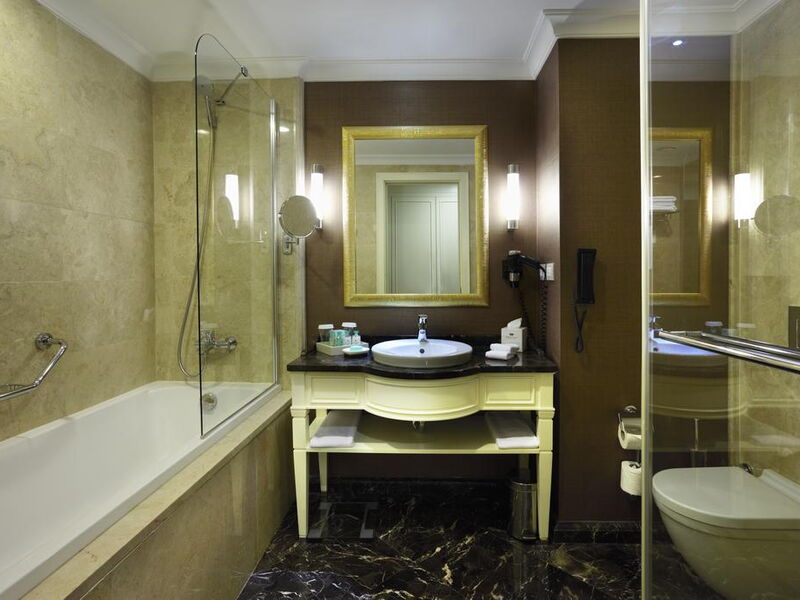 Crowne Plaza Istanbul Asia 184937
