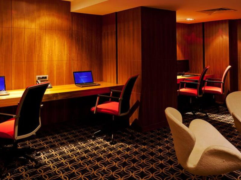 Crowne Plaza Istanbul Harbiye 241357