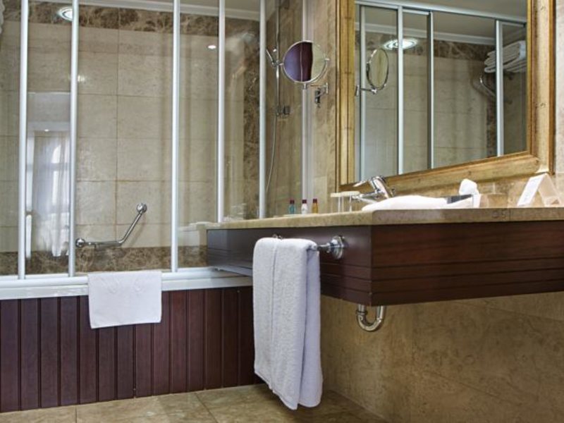 Crowne Plaza Istanbul Old City  (ех 159489