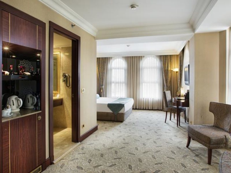 Crowne Plaza Istanbul Old City  (ех 159499