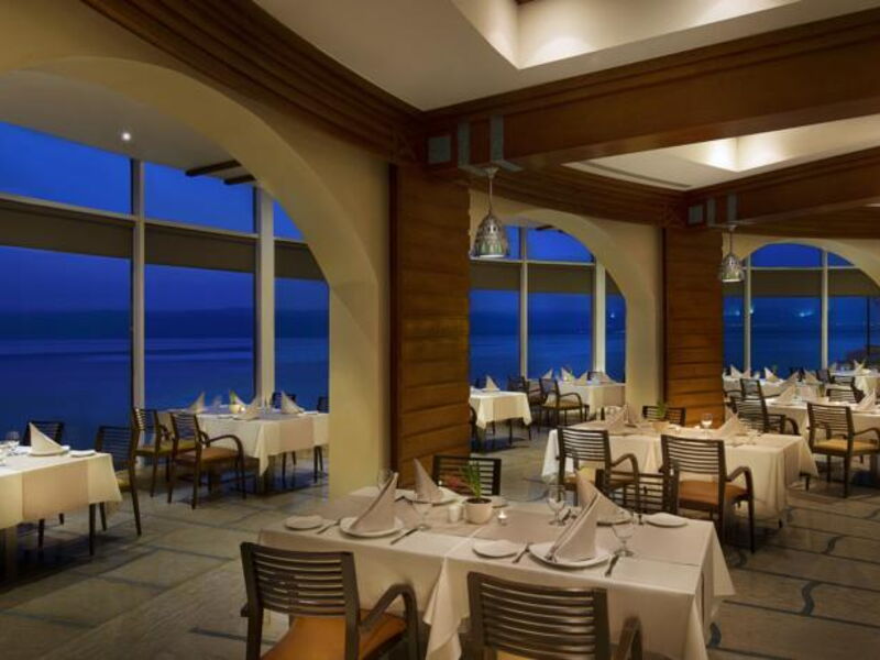 Crowne Plaza Jordan Dead Sea Resort & Spa   120324