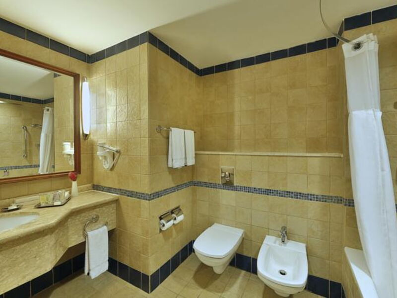 Crowne Plaza Jordan Dead Sea Resort & Spa   120334