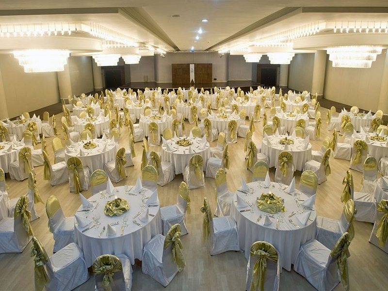 Crystal Admiral Resort Suites & Spa 159517