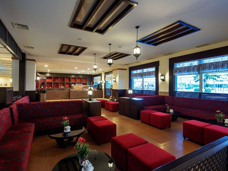 Crystal Admiral Resort Suites & Spa 159530