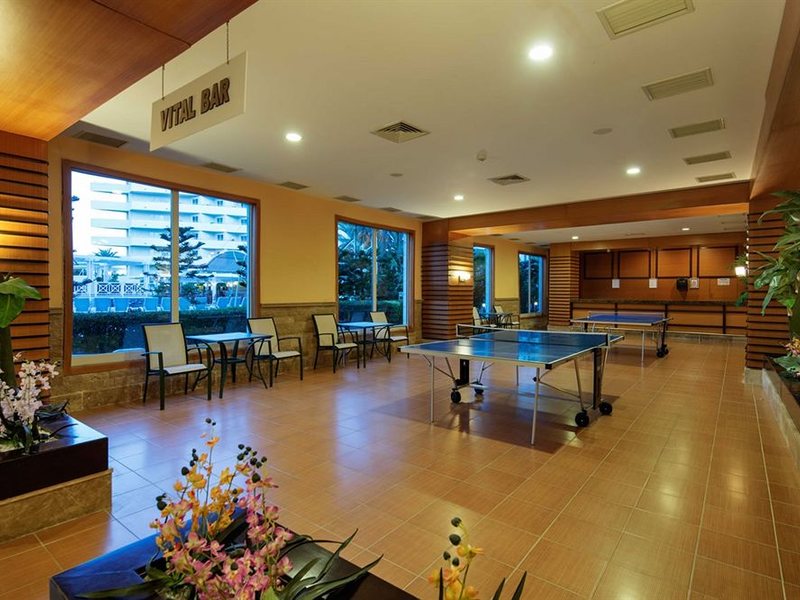 Crystal Admiral Resort Suites & Spa 159532