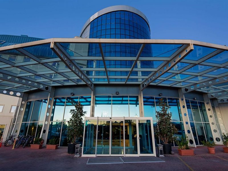 Crystal Admiral Resort Suites & Spa 159535