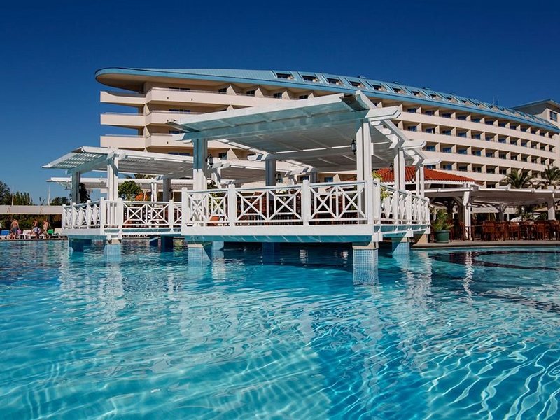 Crystal Admiral Resort Suites & Spa 159545