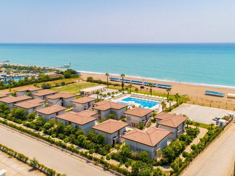 Crystal Aura Aqua Collection Resort (ex 294895
