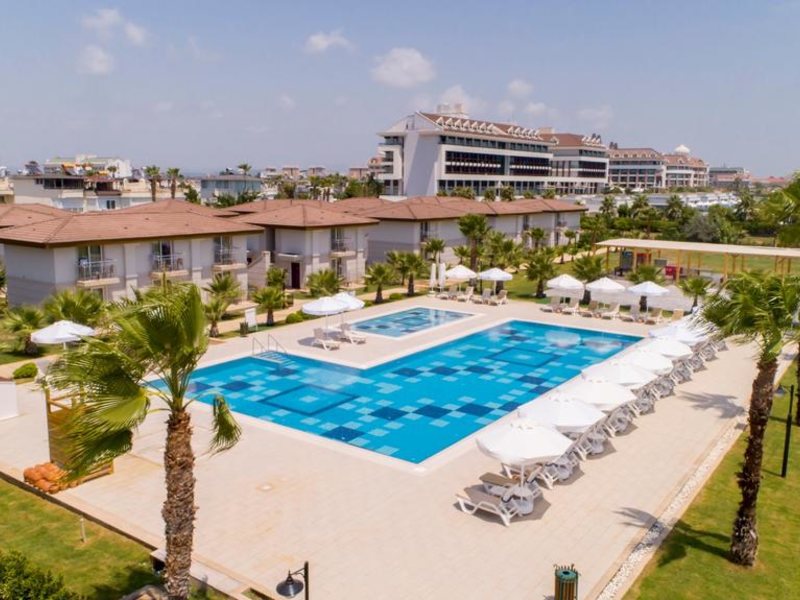 Crystal Aura Aqua Collection Resort (ex 294897