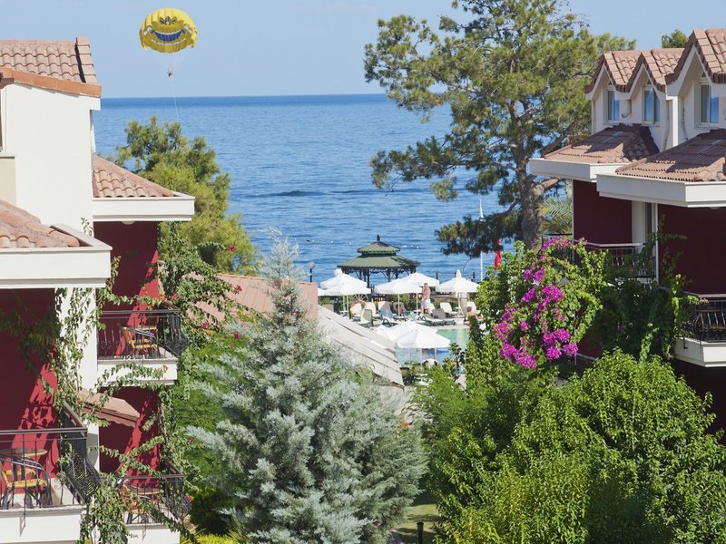 Crystal Aura Aqua Collection Resort (ex 52060