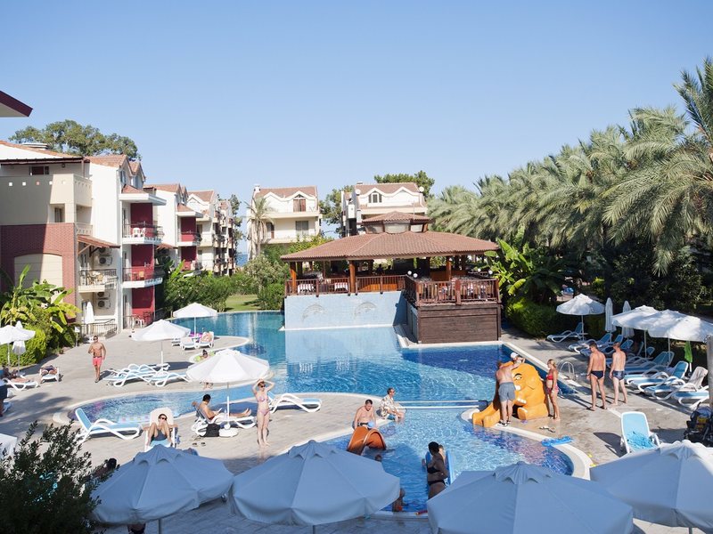 Crystal Aura Aqua Collection Resort (ex 52067