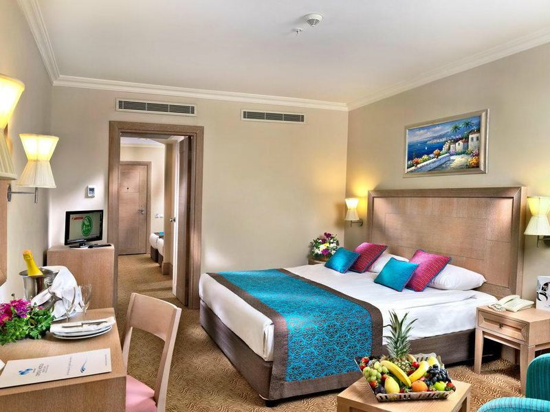 Crystal De Luxe Resort & Sра 68499