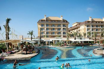 Crystal Family Resort & Spa