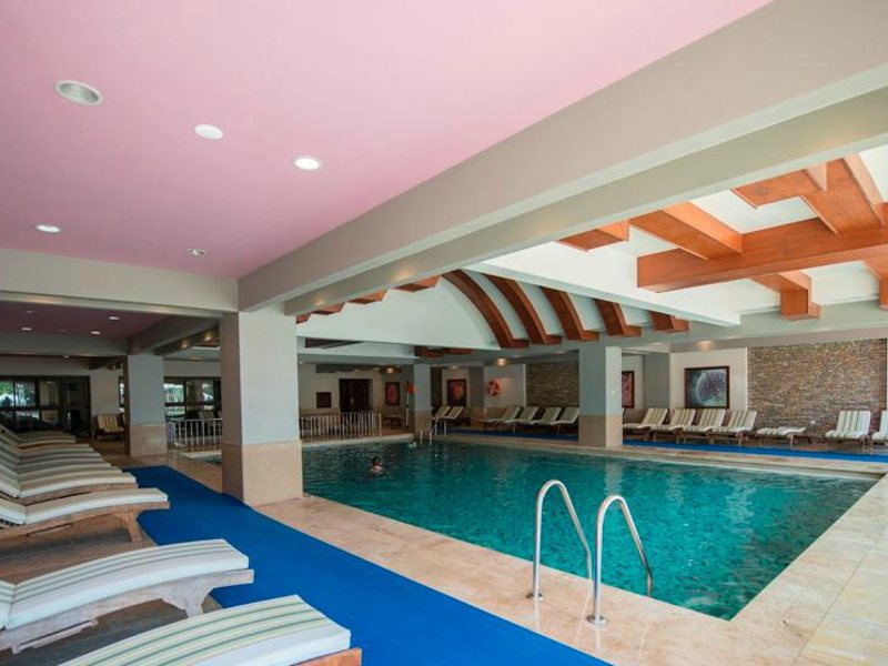 Crystal Family Resort & Spa 68580