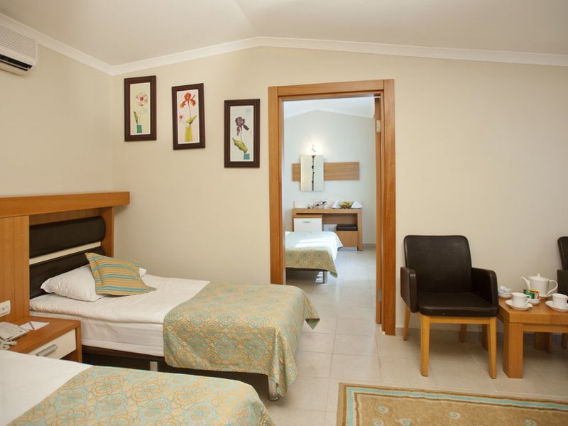 Crystal Flora Beach Resort 159573