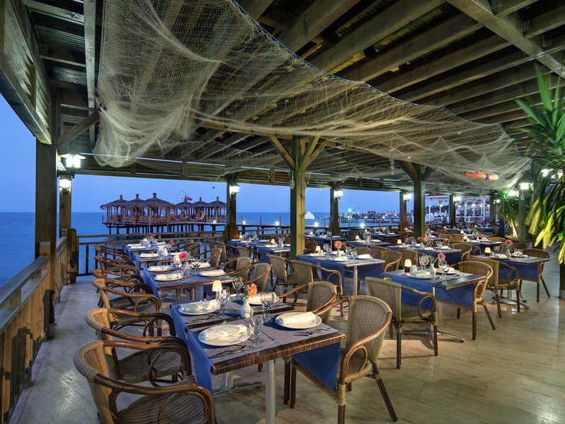 Crystal Flora Beach Resort 159600