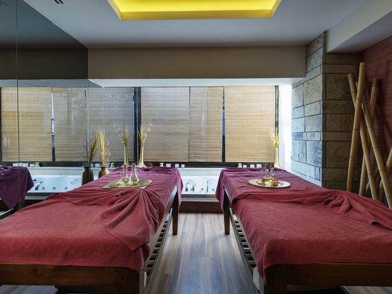 Crystal Green Bay Resort & Spa 159617