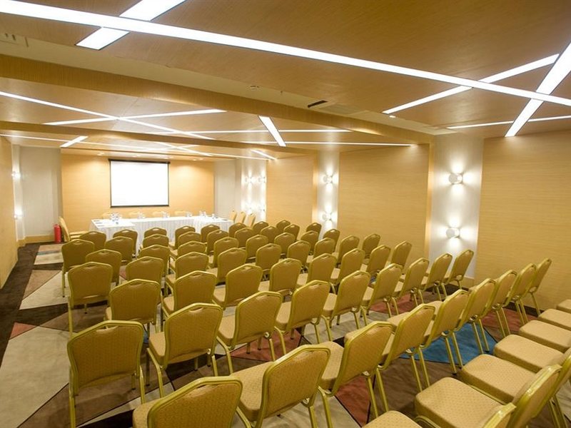 Crystal Green Bay Resort & Spa 159624