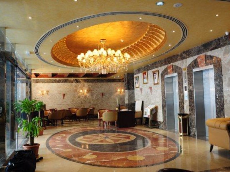 Crystal Plaza Hotel 112422