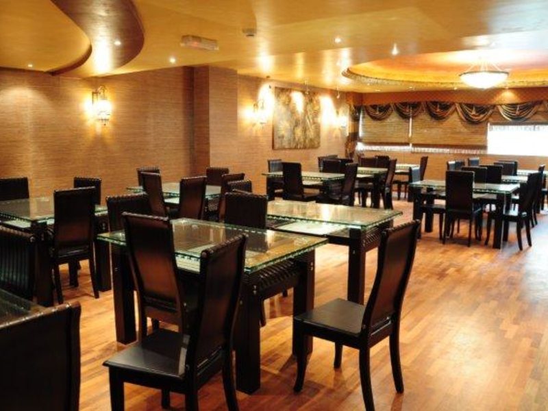 Crystal Plaza Hotel 112424