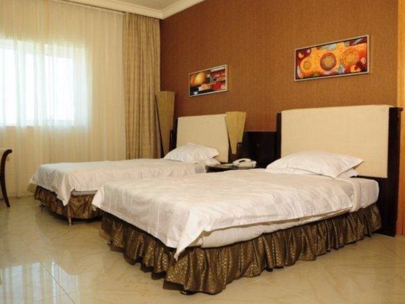 Crystal Plaza Hotel 112435