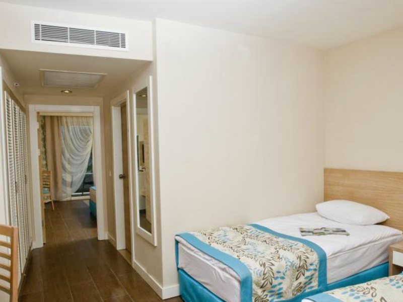 Crystal Sunrise Queen Luxury Resort & Spa 68735