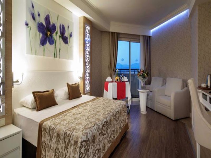 Crystal Sunset Luxury Resort & Spa 60490