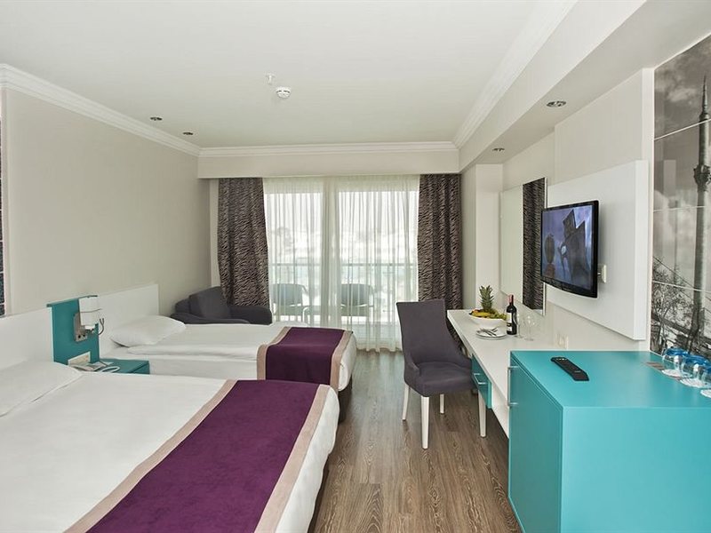 Crystal Waterworld Resort & Sра 159759