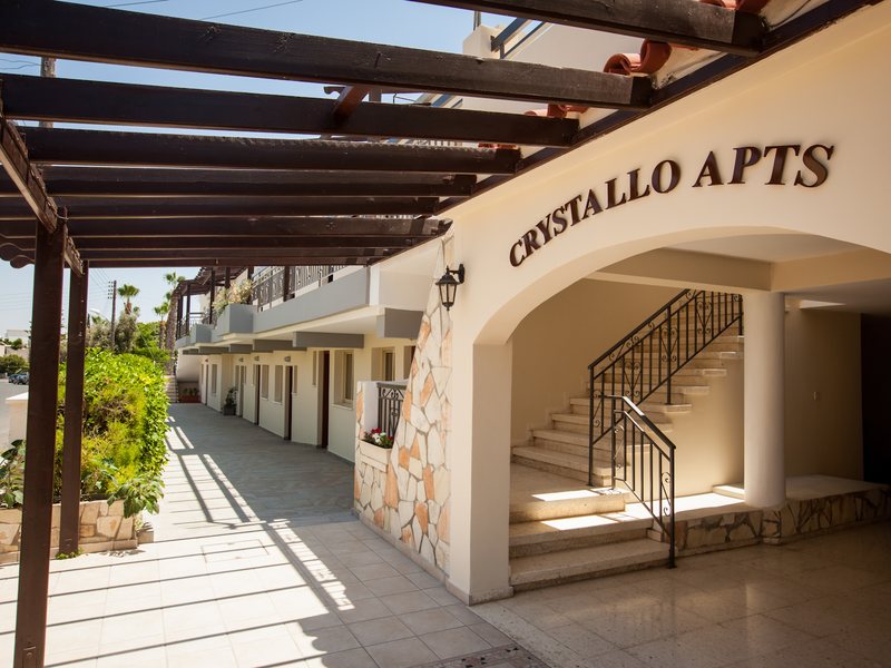 Crystallo Hotel Apts 100460