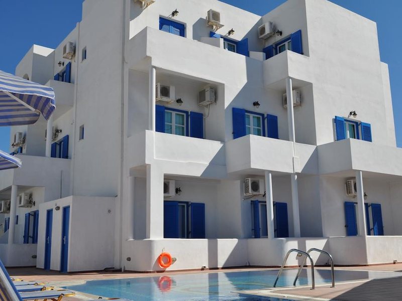 Cyclades Hotel  283472