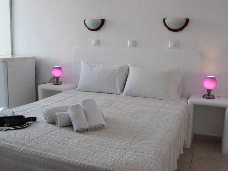 Cyclades Hotel  283473