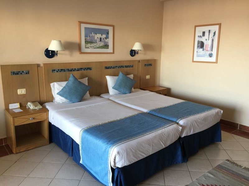 Cyrene Island Hotel (ex 293444