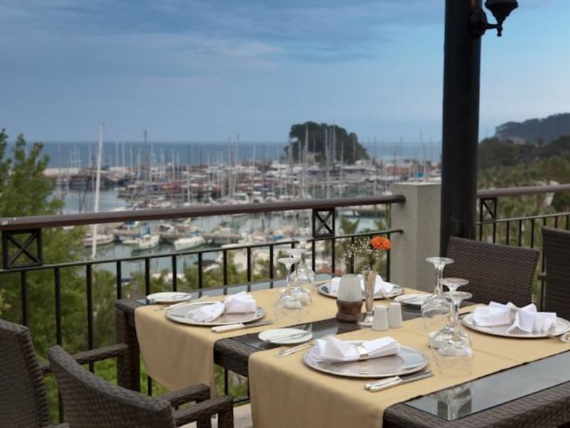 DAY & NIGHT Connected Imperial Turkiz Hotel (ех 103098