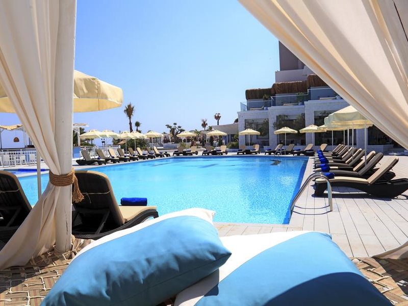 D+ Seya Beach Hotel 278220