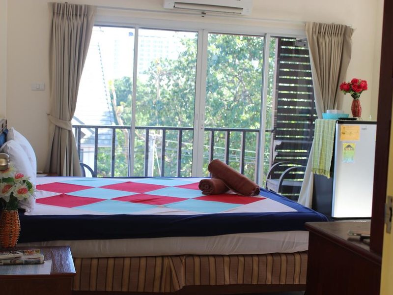 Dacha Beach Hotel 141011