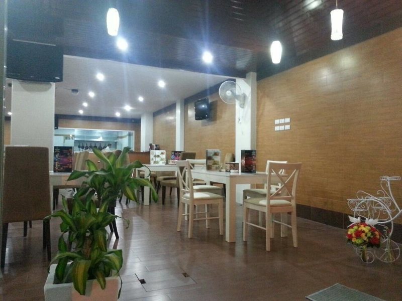 Dacha Beach Hotel 141013