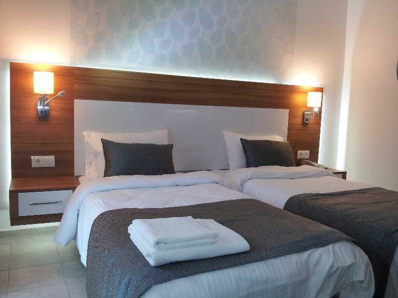 Daisy Garden Resort Hotel 278771