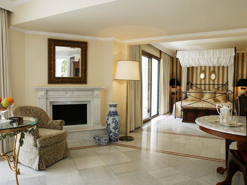 Danai Beach Resort & Villas 249721