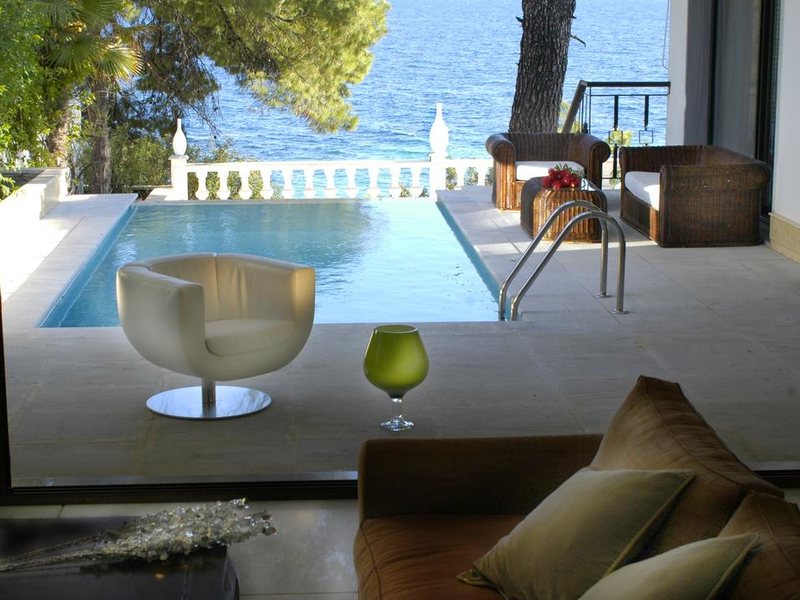 Danai Beach Resort & Villas 249726